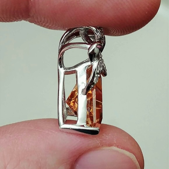 4ct Padparadscha Sapphire & White Topaz Pendant - Picture 3 of 4